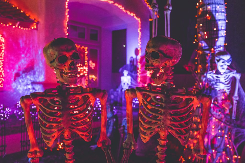 skeletons halloween feng shui decoration